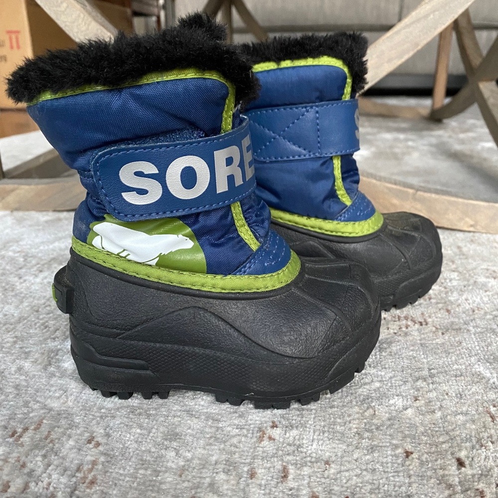 SOREL snow boots Toddler size 6